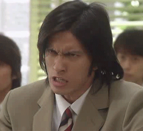 짜증 레전드 움짤 화난 표정 으으으으 눈동자 희번덕