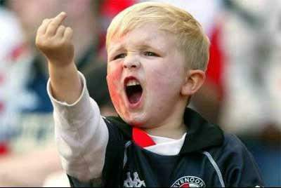 꼬마 손가락욕 욕 손가록 가운데 뻑큐 뽁큐 박규 응원 꼬맹이