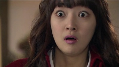 뭐 눈커지면서 놀라는 장면 여자 깜놀 놀람 드라마 표정