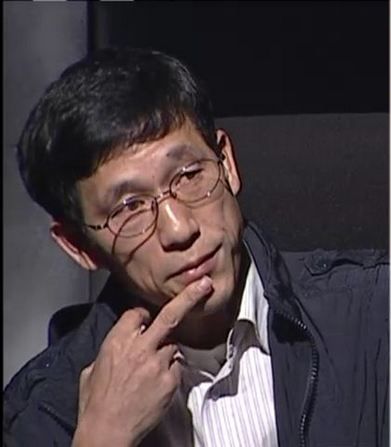 손가락욕 뻐큐 머겅  두번  뽁큐  손가락  가운데  닥쳐  그만해  진중권