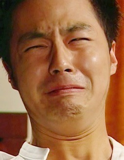 조인성 우는 모습 표정 웃긴