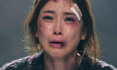 눈물 흘리는 여자