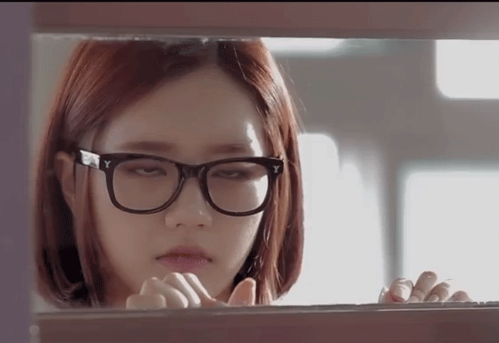 걸스데이 혜리 안경 움짤 귀여운 여자
