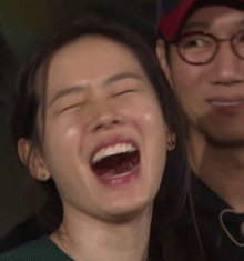 손예진 런닝맨 웃음 귀여운 연예인 빵터짐 예쁜 미소