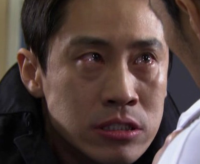 분노 화 짜증 화난모습 눈빛 브레인 신하균 영화 열받은 표정