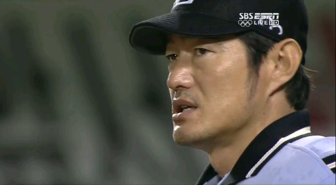 깊은빡침 빡침 화 짜증 화난다 표정 화난모습 심판 깊은 빡침 야구