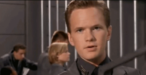 벌레퇴치 벌레 총 쏘는 장면 일베 일베충 퇴치 죽이는 총으로 쏴버리는 베충이