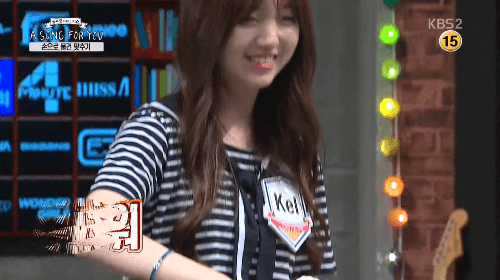 무서워 귀여운 레드벨벳 아이돌 여자 예쁜 움짤 손으로 물건 맞추기