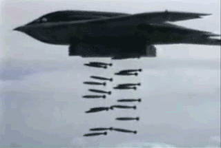 적군이다 적군 비행기 폭탄 투하 폭격 폭격기 무기 공격하라 커플 솔로