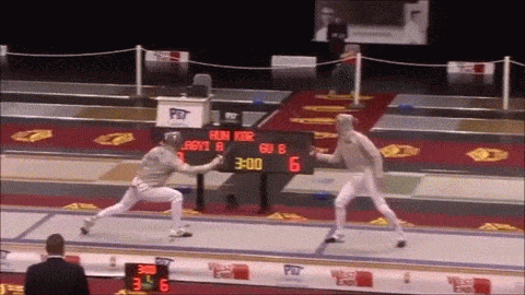 펜싱 경기 무슨상황 도망 