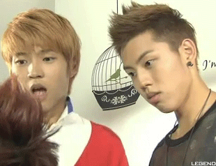 뜨아 완전 놀람 놀랐어 깜짝 깜놀 허컥