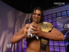 분노 즙짜기 박살낼꺼야 화남 과일 부수는 근육맨