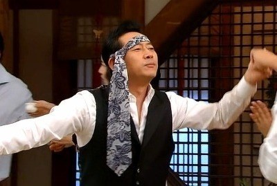 전광렬 회식 자리 즐거운 춤추는 장면