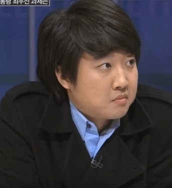 표정 떨떠름 기분나뿐 재수없는 이준석 새누리당 박근혜 키즈