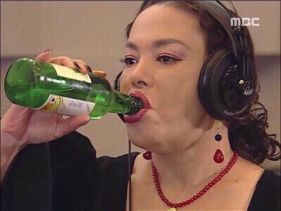 병나발 원샷 소주병 소주 술