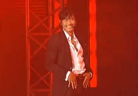 이병헌 역대급 안습 굴욕 흑역사 움짤 춤 노래 공연 꿀렁