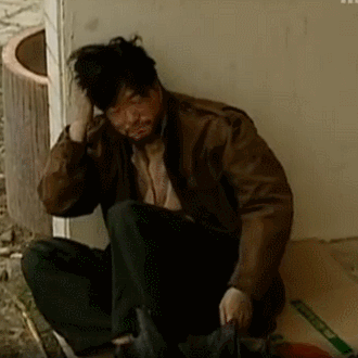 손현주 거지 레전드 움짤 거지꼴 파산 역대급 레전드짤 노숙 노숙자