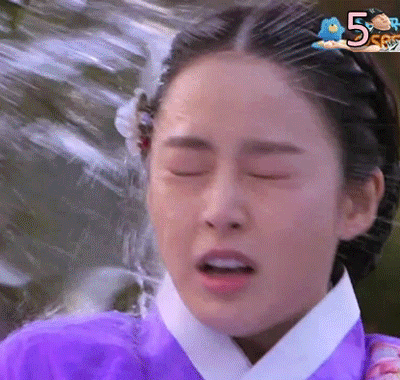 김태희 드라마 사극 물뿌리는 물맞는 장면 물튀기는 얼굴에 예쁜