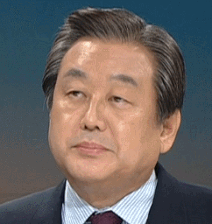 김무성 동공지진 표정 눈동자 뉴스룸 인터뷰 거짓말 새누리 한나라당 자유당 쓰레기