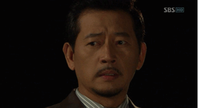 전광렬 움짤 화남 열받아 머리아파 짜증