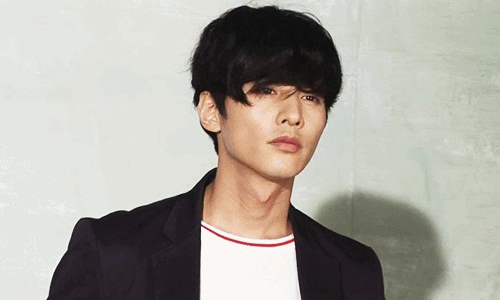 원빈 잘생김 움짤 CG 비현실 오징어 학살