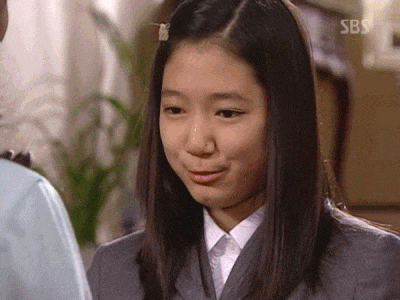 박신혜 쌍따귀 쌍싸대기 싸대기 날리는 따귀 목돌아갔다 움짤 뺨때리는 뺨싸대기 폭풍 무표정