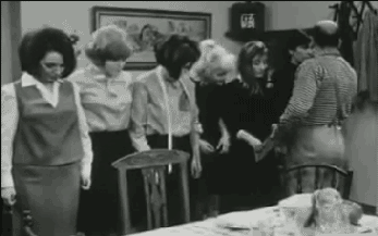 한꺼번에 같이 단체 싸대기 날리는 따귀 목돌아갔다 움짤 뺨때리는 뺨싸대기 폭풍