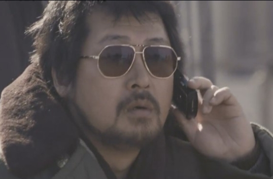 황해 김윤석 전화 받는 장면 영화