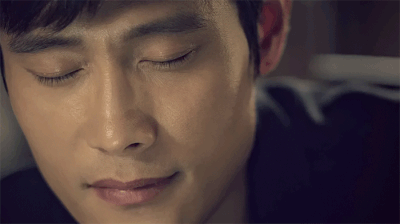 이병헌 눈빛 표정 쳐다보는 모습