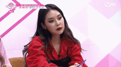 뱉어 음료수 먹다가 뱉는장면 연습생 프로듀스48 프로듀스 참가자 강한 언니