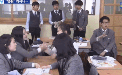 멈춰 초딩 폭력 그만 멈춰짤 학폭 학교폭력 멈춰원본 멈춰움짤