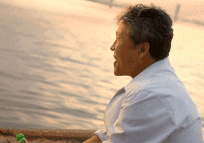 한강 소주 술병 주식 코인 헛웃음 어이없음 좌절 소주병