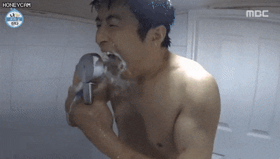 기안84 벅벅 분노의 양치질 나혼자산다 샤워 기안짤