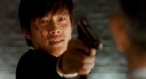 저한테 왜그랬어요 이병헌 김영철 모욕감 넌나에게 모욕감을줬어 표정 영화 넌내게모욕감을줬어 명대사 달콤한인생