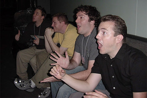 흥분 좋아 가라 가즈아 광분 좋아하는 응원 환호하는 외국인 남자들 남자4명 급발진