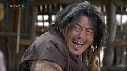 추노 거지 성동일 천지호 웃음 비열 노비 사냥꾼