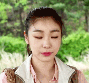 끄덕 김연아 긍정 맞아 고개끄덕 OK 인정 정답 백수 끄덕끄덕