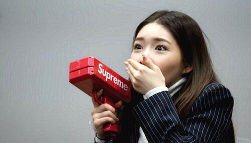 입틀막 깜놀 놀람 머니건 말잇못 화들짝 청하