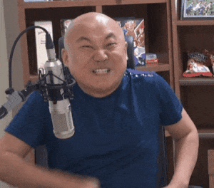 주호민 표정 걸어가는 웃긴 출근 걷기 지각