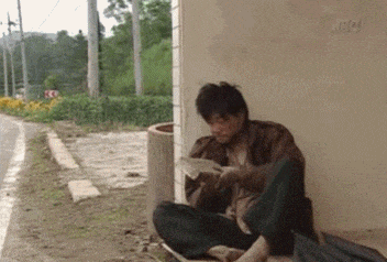 거지 노숙자 손현주 담배 파산 주식 비트코인 거지꼴