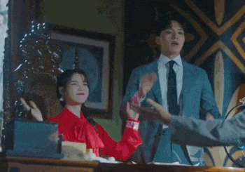 아이유 박수 칭찬 좋아 잘했어 굿 good