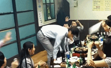 밥상 뒤집기 상엎기 회식 분노