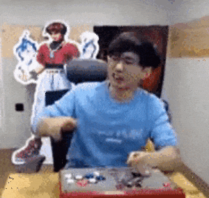 체어샷 샷건 키보드 오락 게임 빡침 열받아 화남 오락실