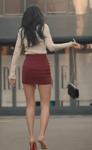 권나라 몸매 하이힐 한쪽 레전드 쩔뚝 맨발