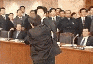 국회 싸움 레전드 유도 기술 국회의원 개판