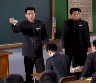 말죽거리 잔혹사 우유각 던진놈 나와 고딩 고등학생 선도부 폭력 일진