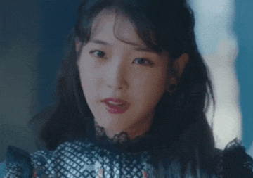 실소 어이없음 웃음 아이유 웃김 어이터짐 헛웃음