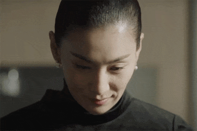 정색 무서운 스카이캐슬 김주영 표정