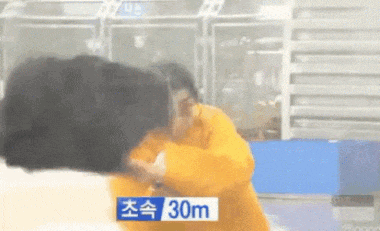 태풍 날씨 비바람 극한직업 뉴스 리포터