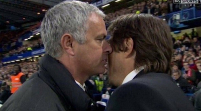 귓속말 축구 뮤리뉴 콘테 축구 감독